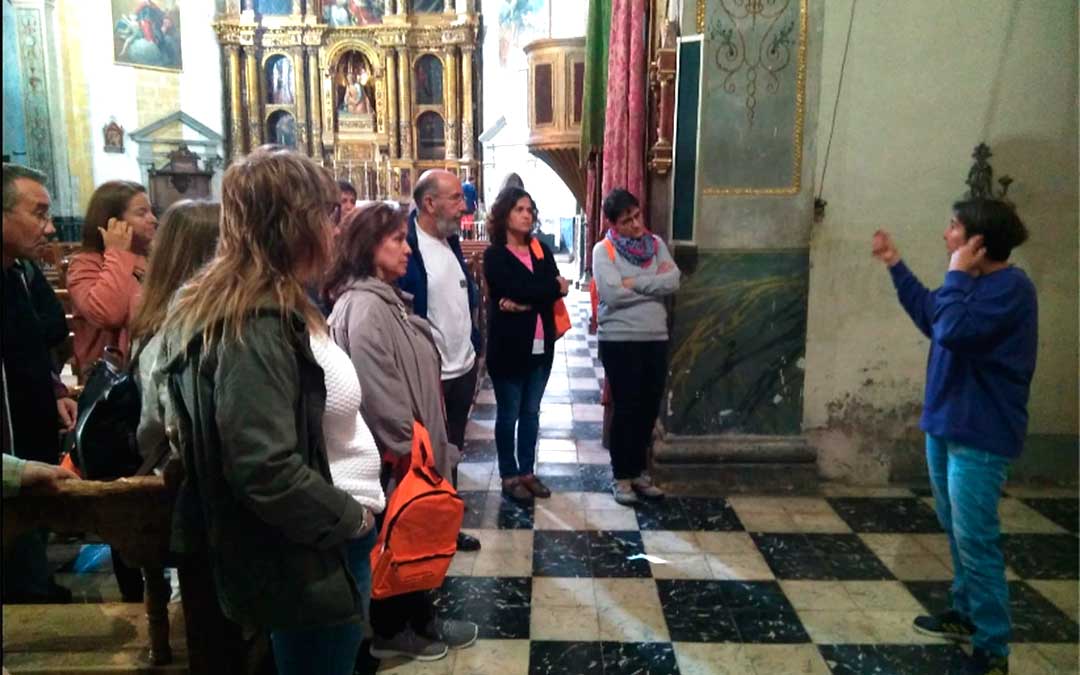 Una de las visitas en el curso de la Universidad de Verano de Teruel sobre 'Patrimonio y despoblación' en el Maestrazgo./ Comarca del Maestrazgo
