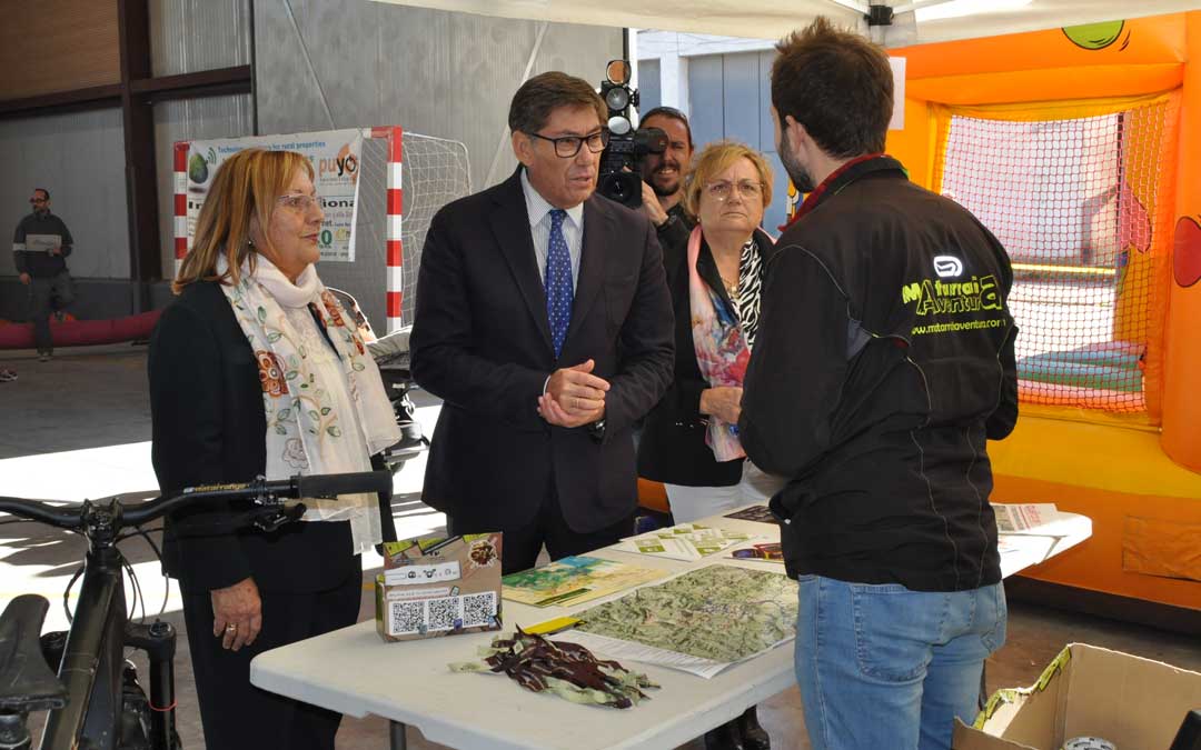 El vicepresidente del Gobierno de Aragón, Arturo Aliaga, estuvo en el acto de presentación de la feria.