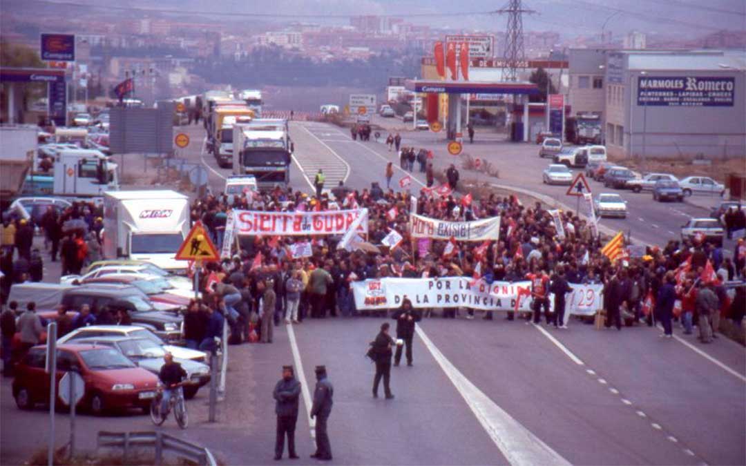 Huelga General en el año 2000./ Teruel Existe