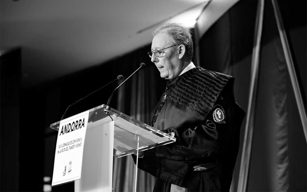 José Monzón en la entrega del Premio Tambor Noble de la Ruta del Tambor y el Bombo en 2019.