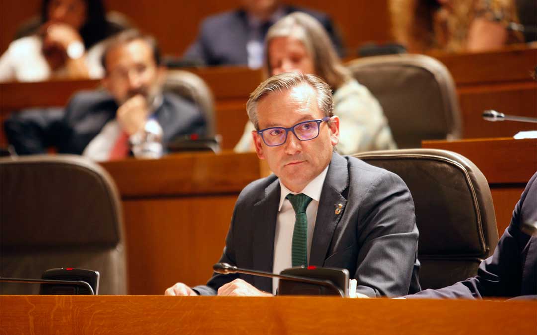 El portavoz de infraestructuras del Partido Popular en las Cortes de Aragón, Joaquín Juste