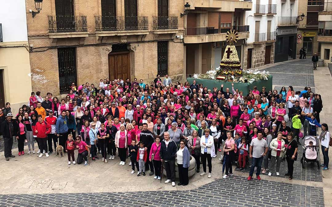 Foto de grupo de la marcha calandina, en la que han participado alrededor de 200 personas este domingo / Ayto. de Calanda
