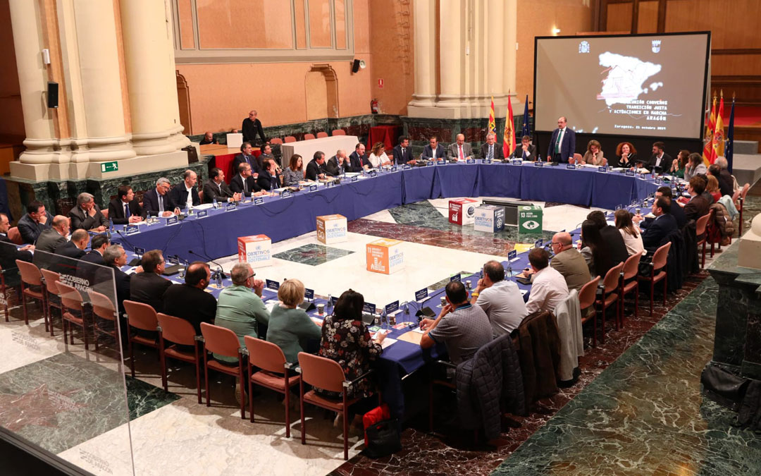 Reunión de Ribera en Zaragoza con DGA y agentes sociales y económicos sobre el plan de transición justa / DGA