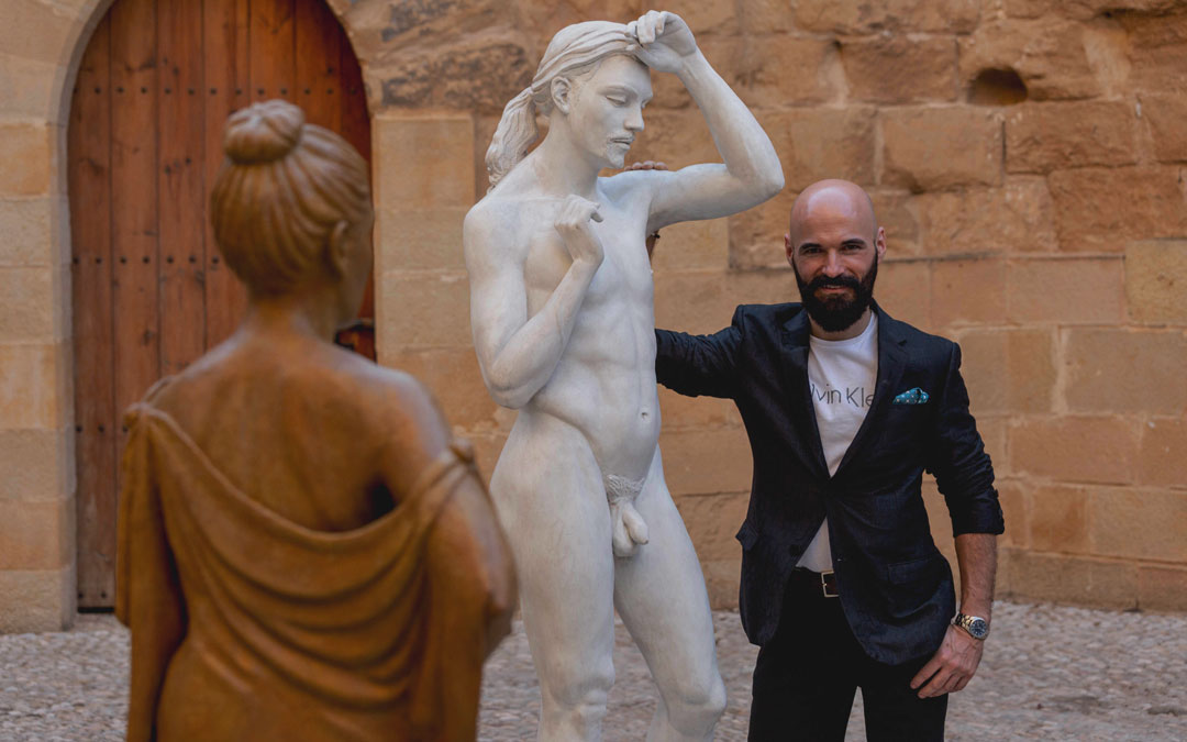 Una de las obras que presentó en Albalate en ‘Miradas escultóricas’, una exposición con Arnau y Hernández. / Ayo Cabrera