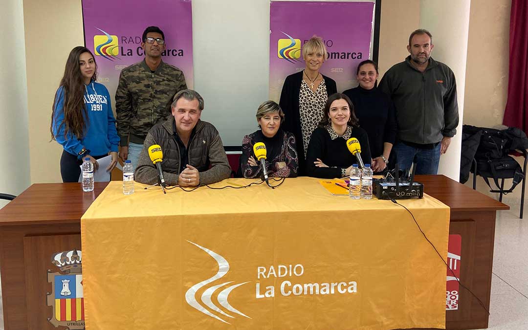 Invitados al programa especial de Utrillas./ L.C.
