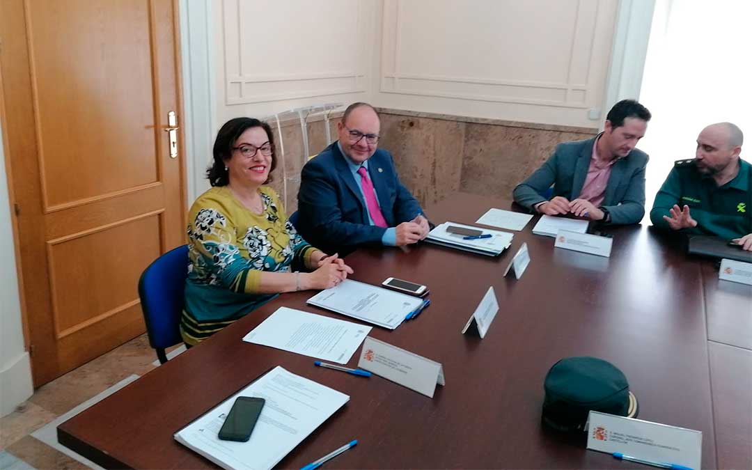 El subdelegado del Gobierno en Teruel, José Ramón Morro y la Subdelegada del Gobierno en Castellón, Soledad Inmaculada Ten, han presidido la reunión de coordinación para hacer frente a las situaciones meteorológicas.