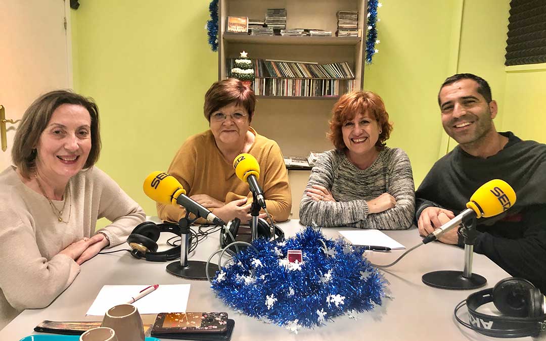 Espacio grupo municipal PSOE Caspe con la alcaldesa Pilar Mustieles y los concejales Alicia Clavería, Elise Ventura y Gabriel Luena.