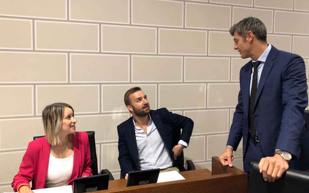 Diputados de C's en la DPZ