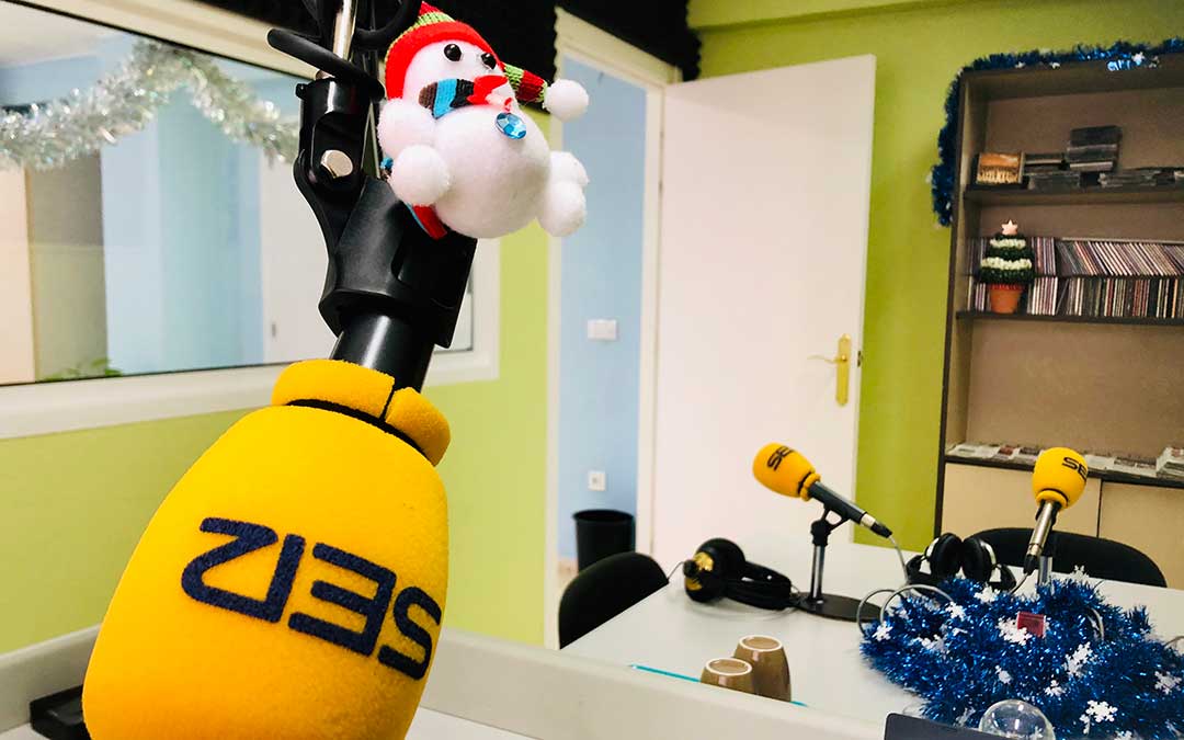 Navidad en el estudio de Radio Caspe.