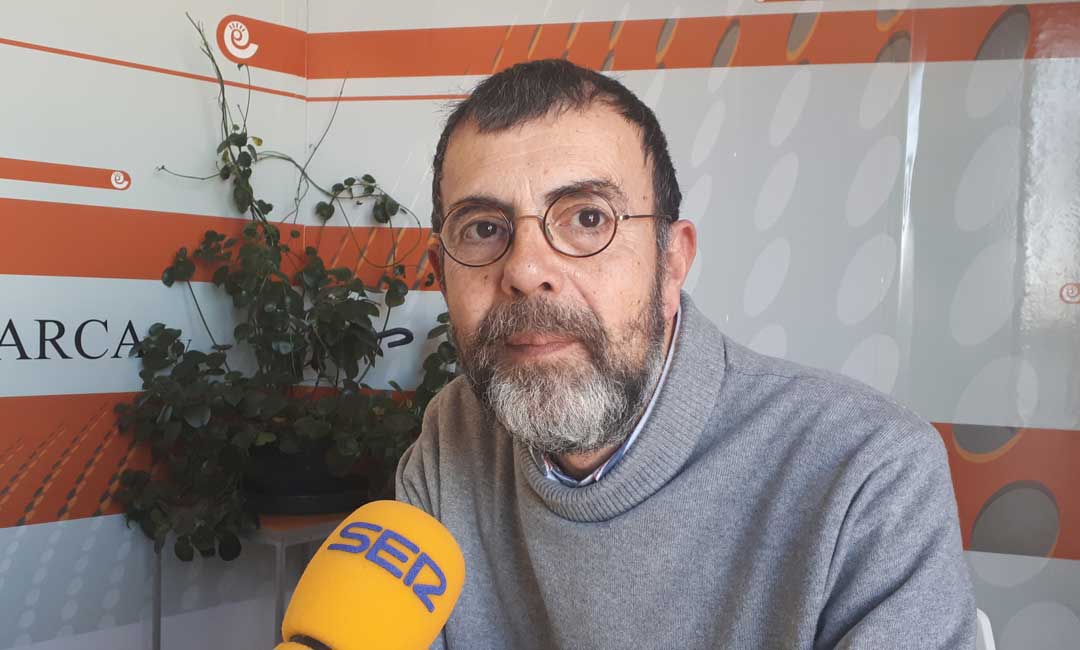 El librero alcañizano Miguel Ibáñez