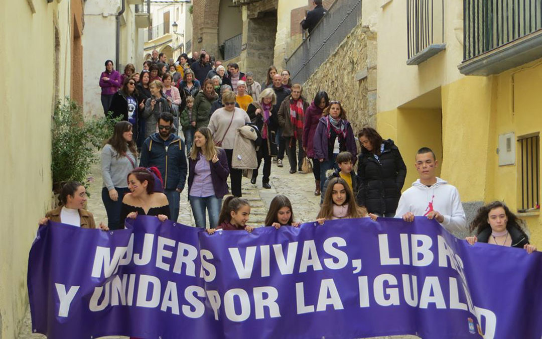 Manifestación en Castellote