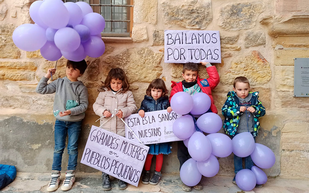 Los más jóvenes, reivindicativos en Fórnoles