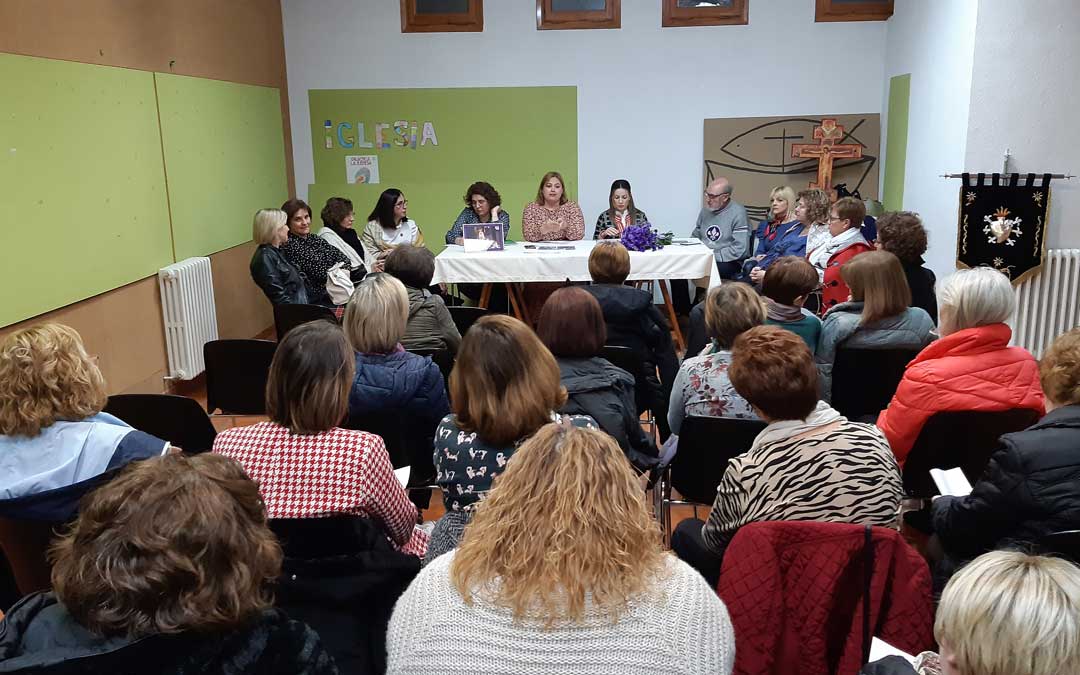 Capítulo de las Esclavas de la Soledad en la que se dio continuidad a la presidencia de Ana Celia Panadés y su junta. / B. Severino