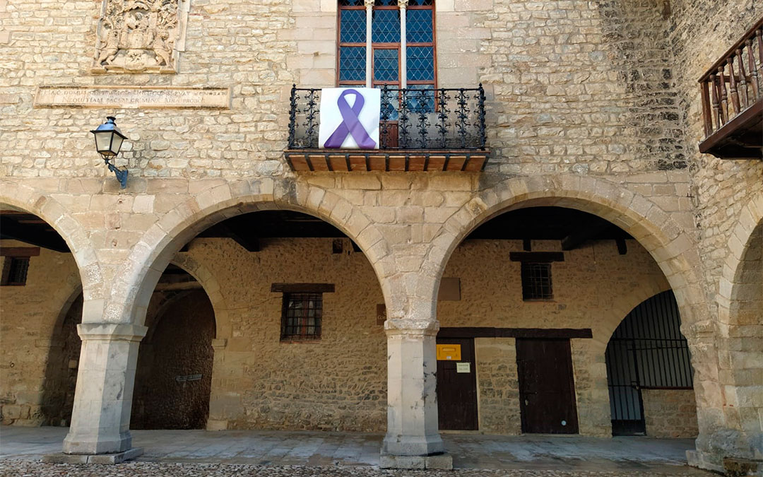 Ayuntamiento de Cantavieja en el 8-M