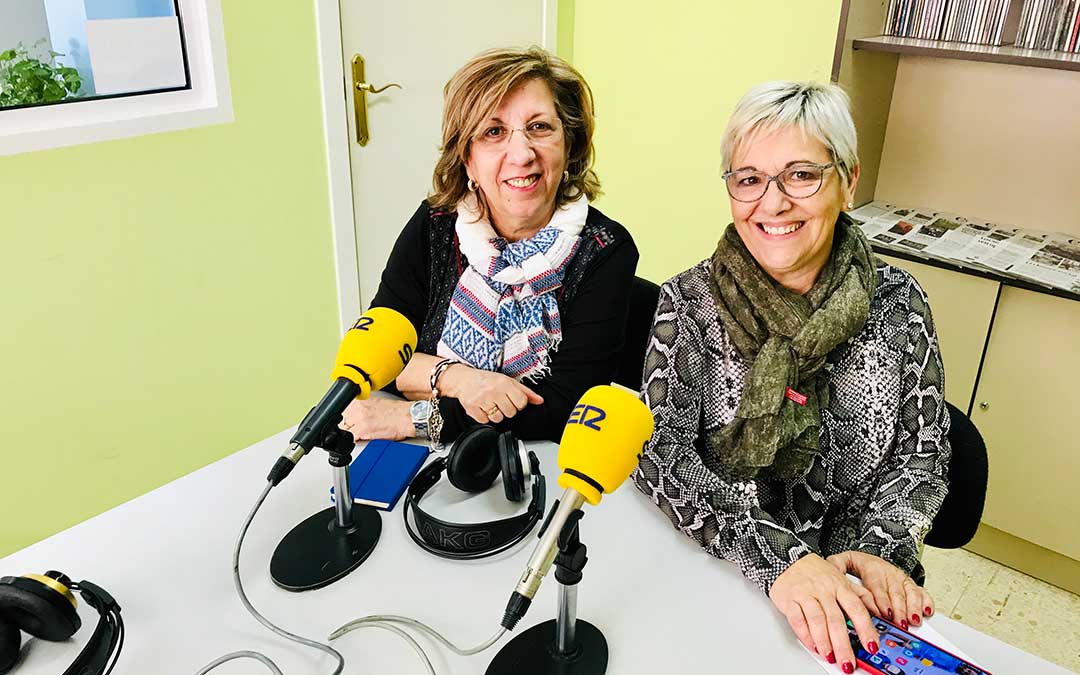 Mari Bondía y Pilar Herrero, de la Mujer Caspolina.