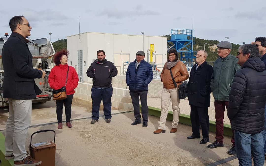 La comarca del Bajo Martín visitó ayer las instalaciones de la planta de compostaje de Peñarroya de Tastavins