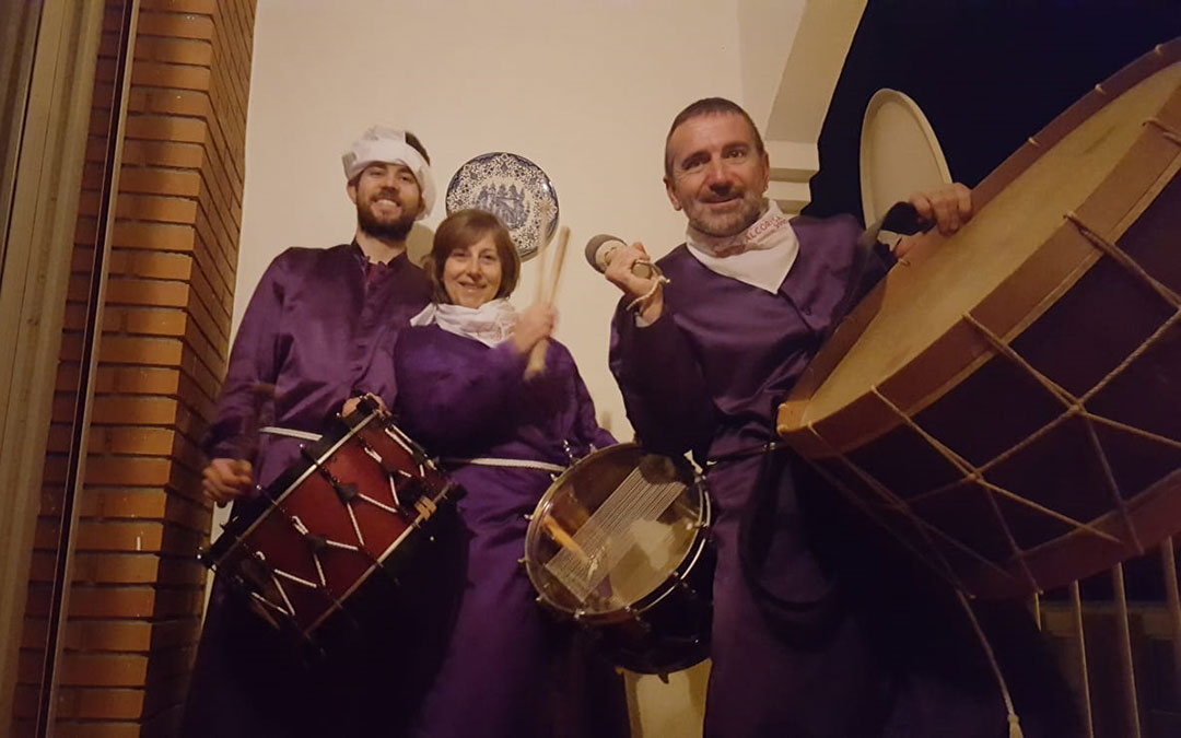 Alcorisa. Tambores y bombos durante la noche de Jueves Santo.