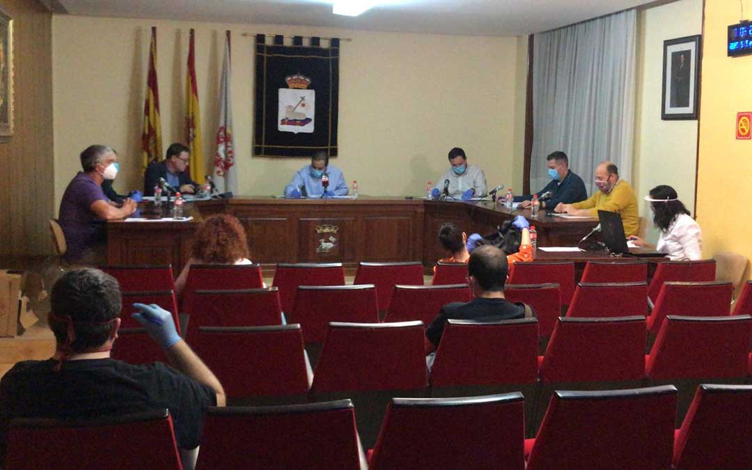 El pleno de la Villa Minera en el que se aprobó el proyecto en mayo/ Ayto. Andorra