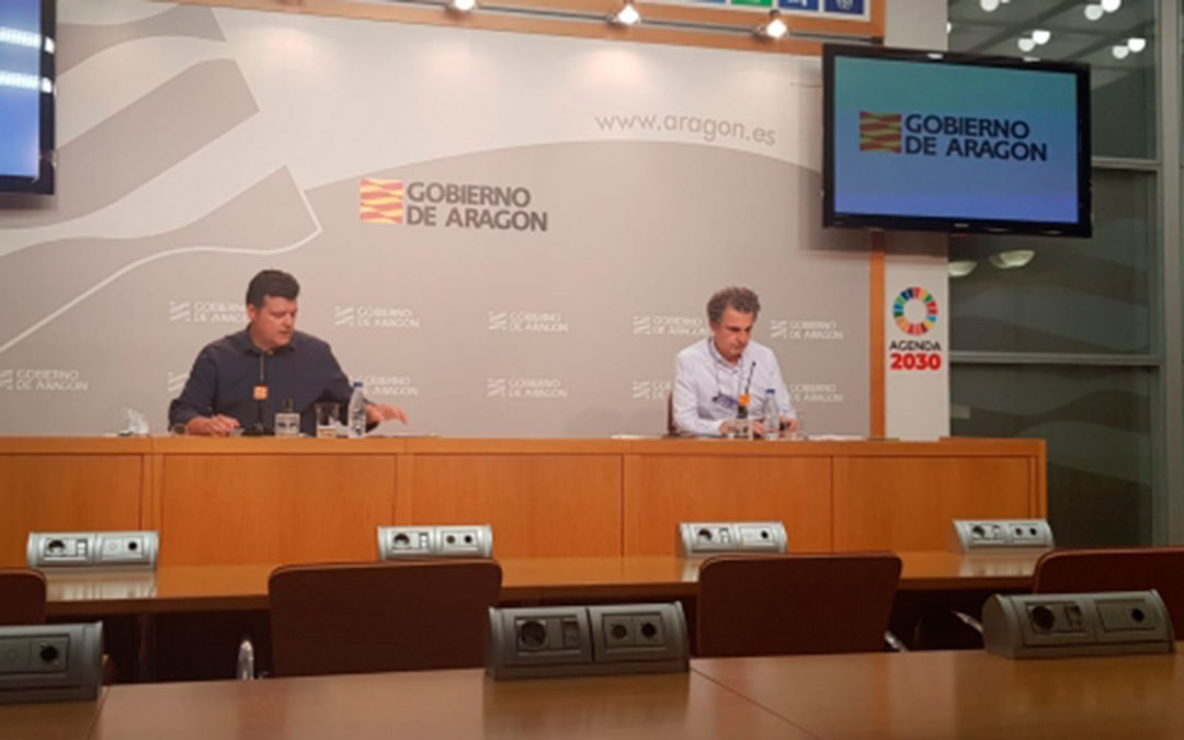 Javier Allué y Francisco Javier Falo durante la rueda de prensa sobre la Fase 2 de la desescalada en Aragón./ DGA