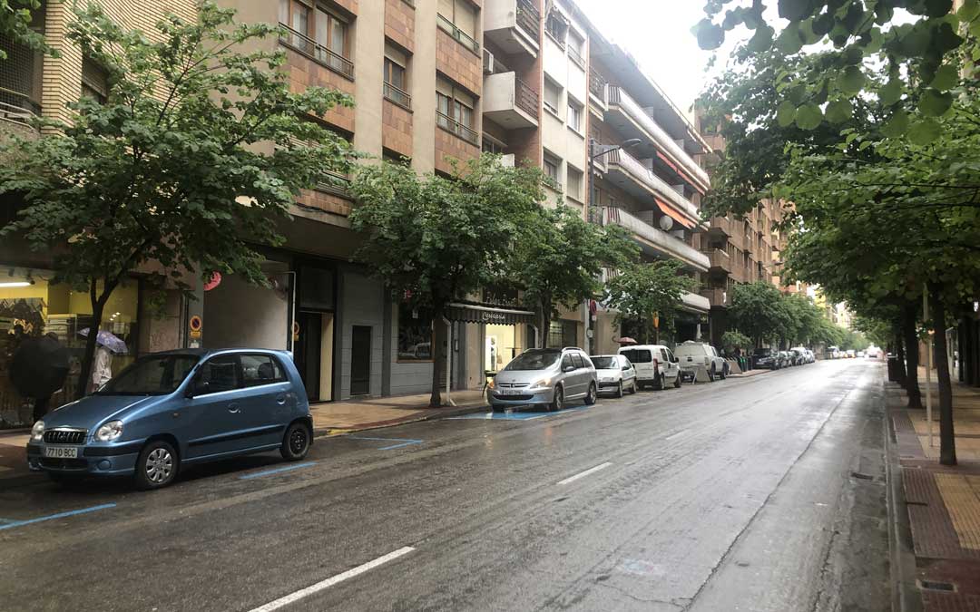 Imagen de archivo de la avenida Aragón con los dos carriles disponibles./ L.C.