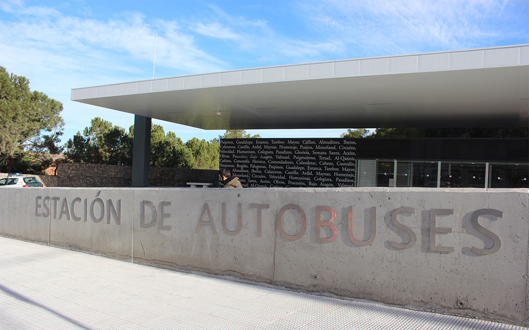 Estación de autobuses de Alcañiz./ L. Castel