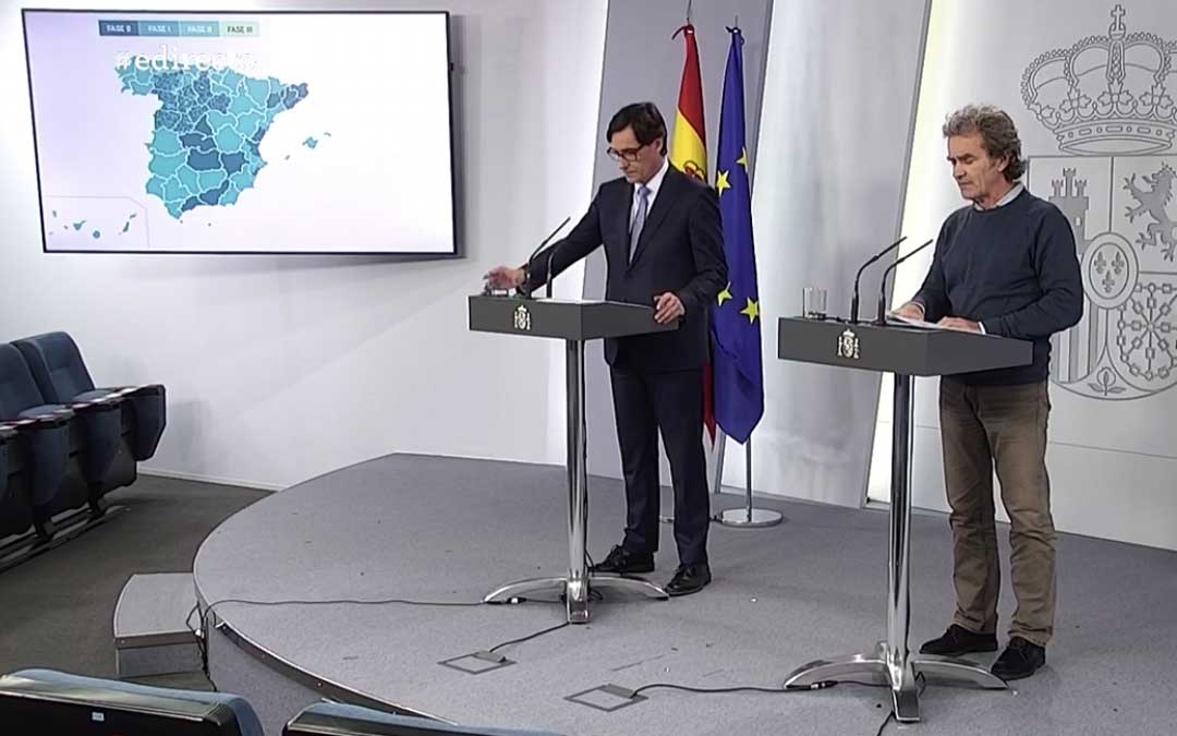 Illa y Simón este viernes anunciando qué zonas pasan a la Fase 1 de la desescalada