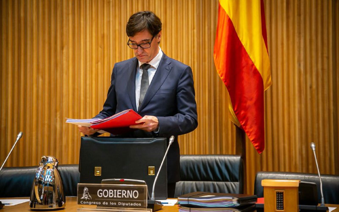 El ministro Salvador Illa, en una de las Comisiones de Sanidad del Congreso de los Diputados. / Facebook Congreso