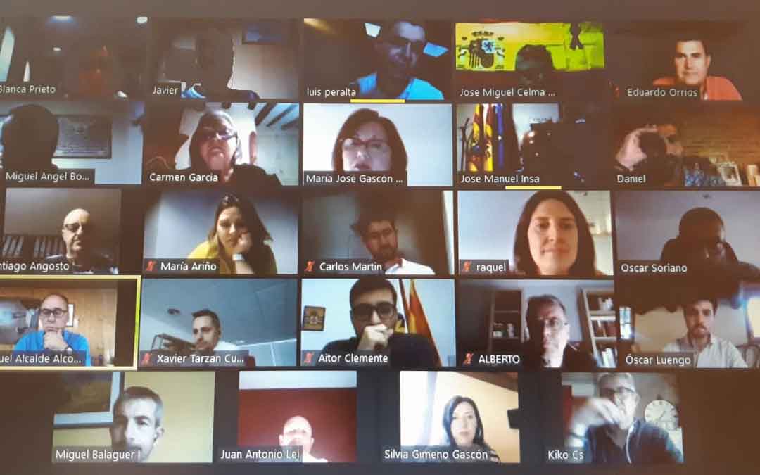 Reunión por videoconferencia de los alcaldes y consejeros de los pueblos de la comarca del Bajo Aragón.