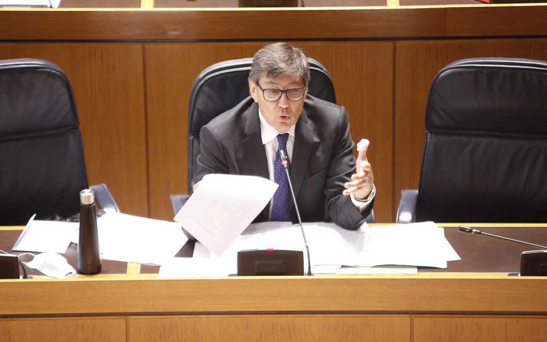 Foto de archivo del vicepresidente Arturo Aliaga en las Cortes de Aragón