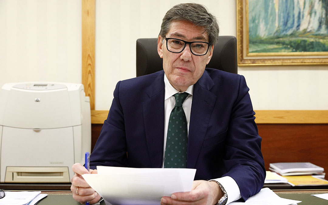 Arturo Aliaga, vicepresidente del gobierno aragonés y presidente de Motorland./ DGA
