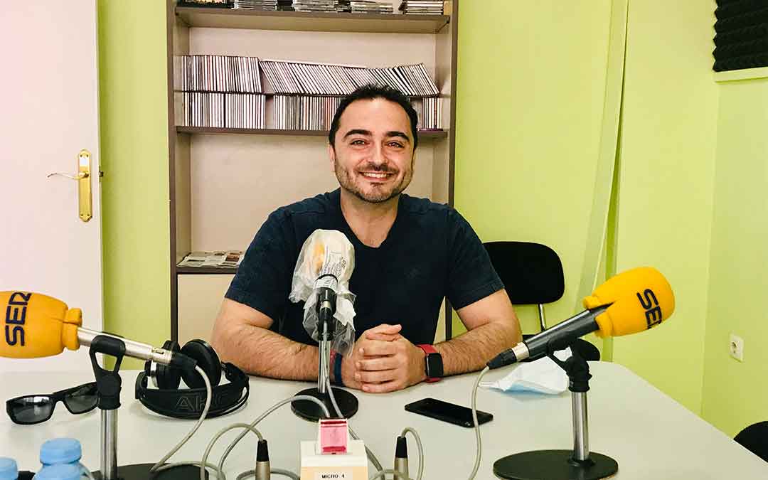 David López es el director del Centro de Adultos Joaquín Costa de Caspe.
