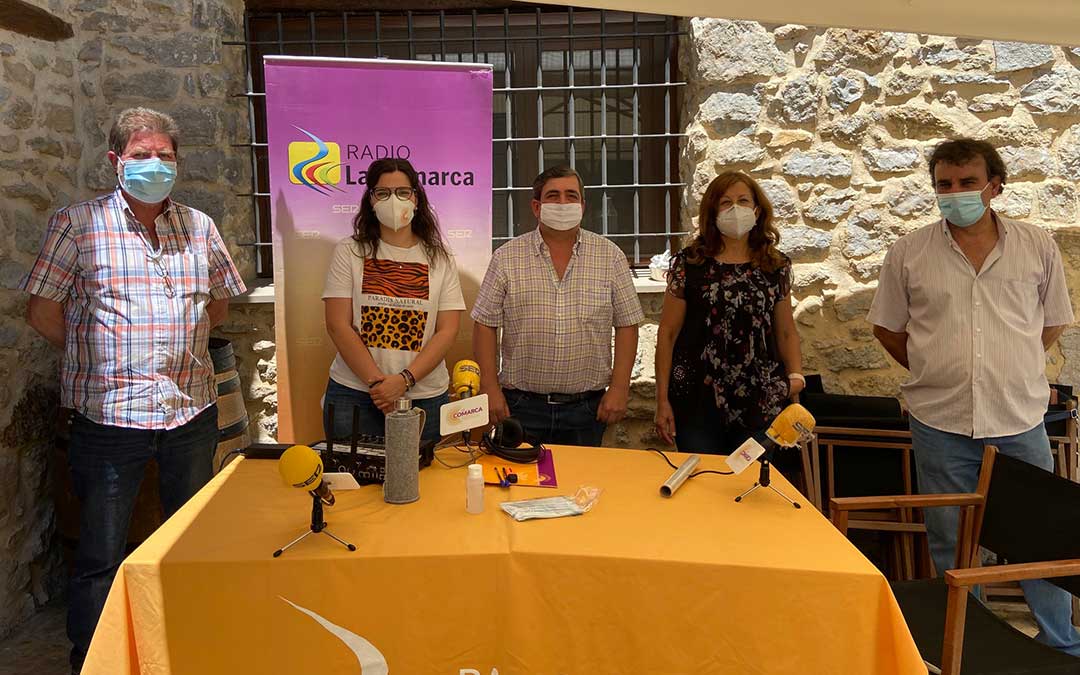 Invitados al programa especial sobre patrimonio en Aliaga, emitido cumpliendo con todas las medidas de seguridad establecidas./ L.C.