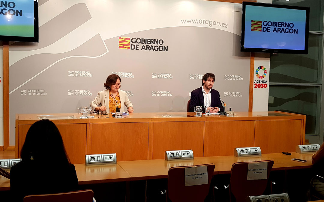 Machín y Gimeno en rueda de prensa en la sede del Gobierno de Aragón. / DGA