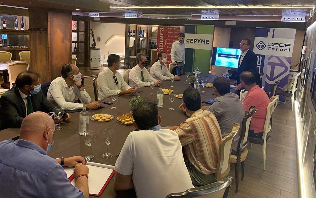 Presentación de la segunda edición del Máster en Desarrollo Empresarial./ CEOE Teruel