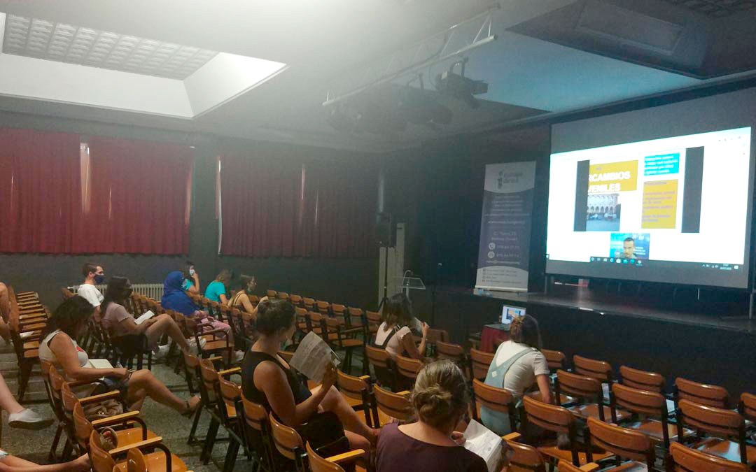 Sesión informativa de este miércoles en Cantavieja./LA COMARCA