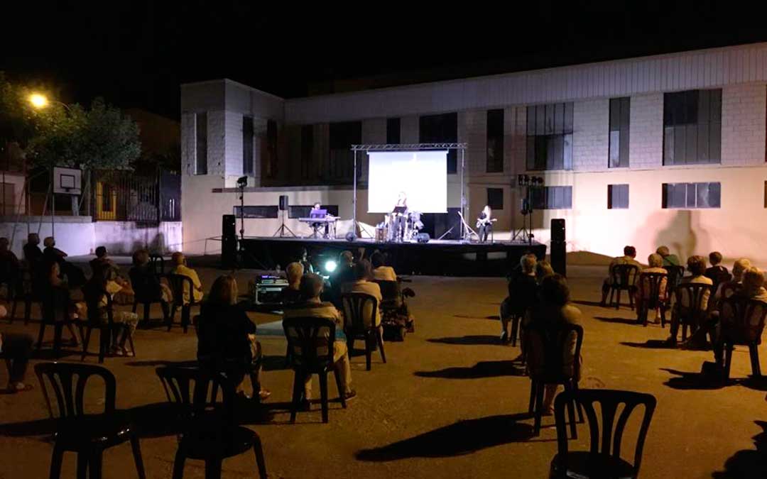 Concierto de Paco Damas el pasado sábado, 25 de julio, en Fabara.