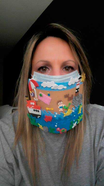 Una de las mascarillas ganadoras del concurso del Ayuntamiento de Caspe.