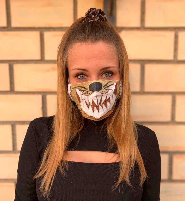 Una de las mascarillas ganadoras del concurso del Ayuntamiento de Caspe.