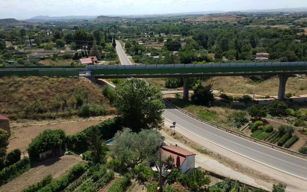 Los hechos tuvieron lugar el domingo por la noche en una vivienda de la carretera de Castelserás
