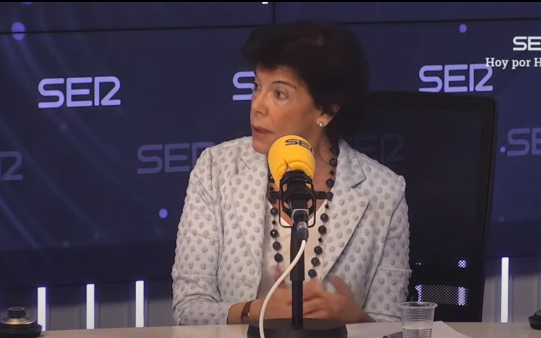 Isabel Celaá, en la entrevista donde adelantó algunos planes del Gobierno para el próximo curso.