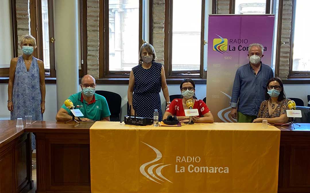Invitados al programa especial emitido desde la sede de la Comarca Andorra-Sierra de Arcos./ L.C.