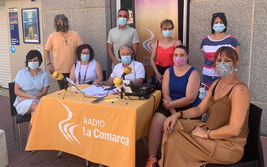 Participantes en el programa de radio emitido desde Andorra