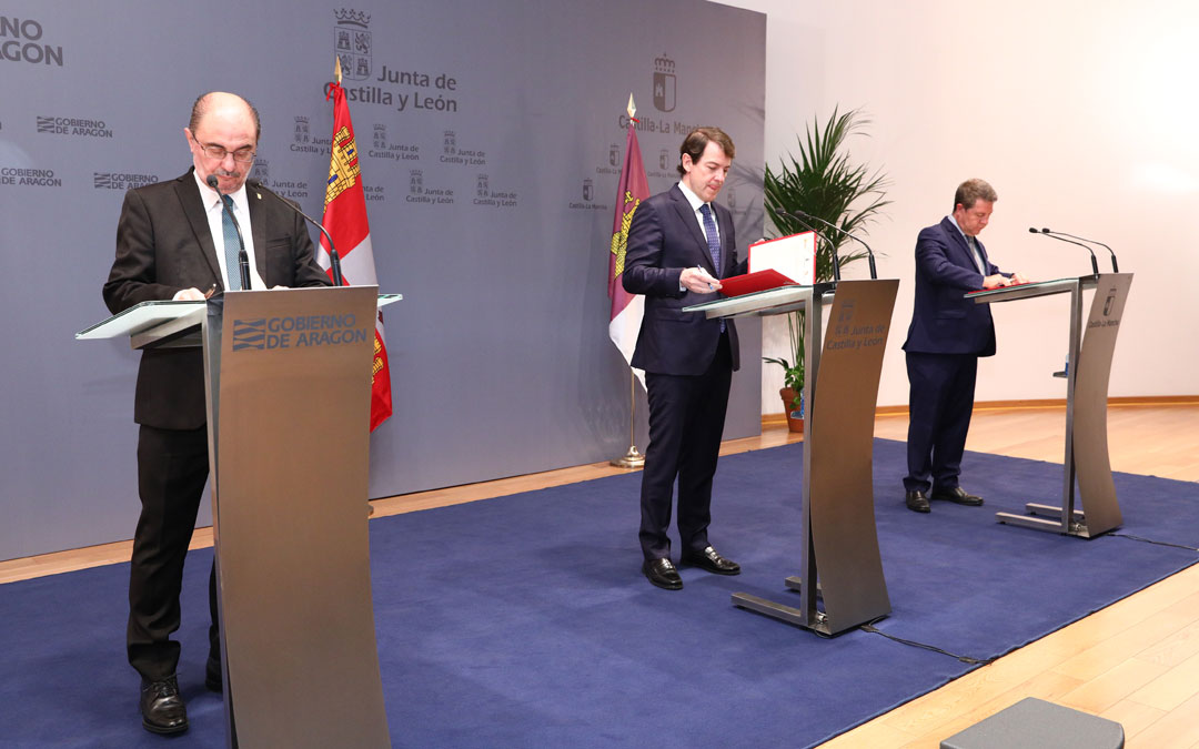 Reunión entre los presidentes de Aragón, Castilla y León y Castilla-La Mancha./ DGA