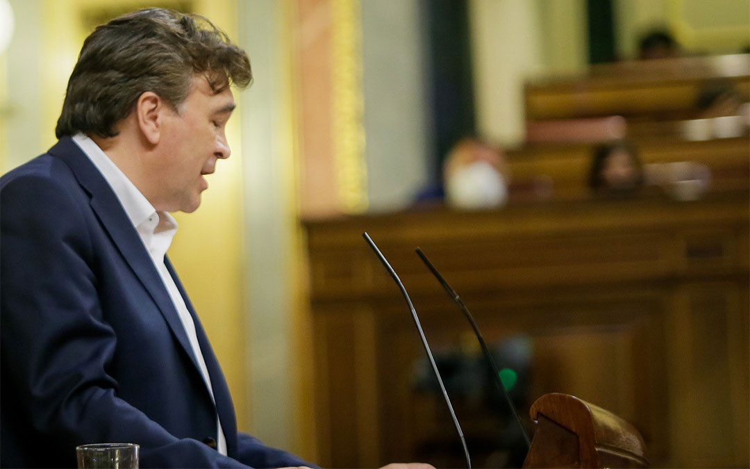 Tomás Guitarte, diputado de Teruel Existe, en el Congreso./ L.C.
