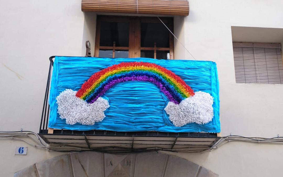 Mención especial: Arcoiris./Comisión de fiestas de Mas de las Matas
