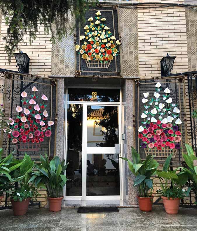 Mención especial: Portal de flores./Comisión de fiestas de Mas de las Matas