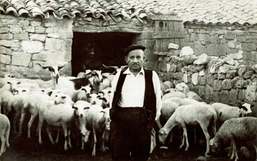 Imagen del ganadero David Buisán, cedida por la Junta Local de Ganaderos de Caspe.