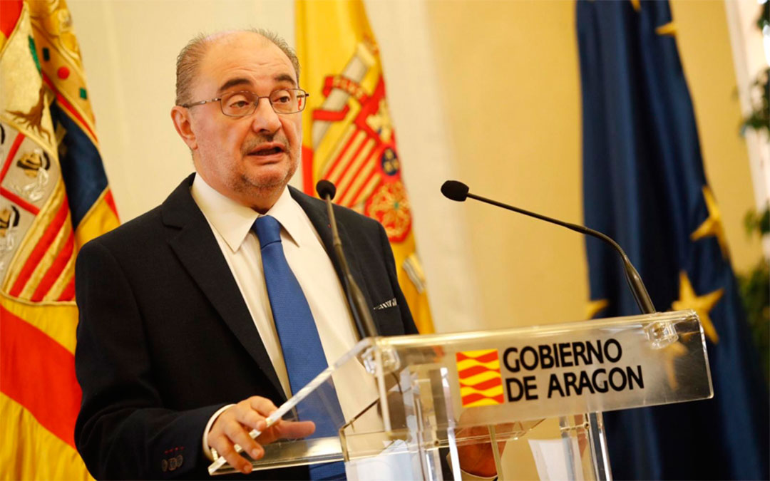 El presidente de Aragón durante la rueda de prensa de este martes./ DGA