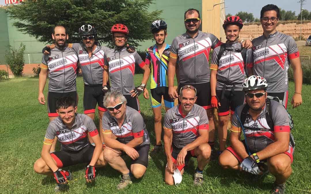Los participantes en el III Encuentro BTT Estercuel