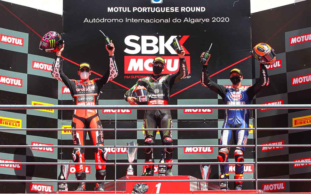 El podio de una de las carreras de SBK celebradas en Portimao